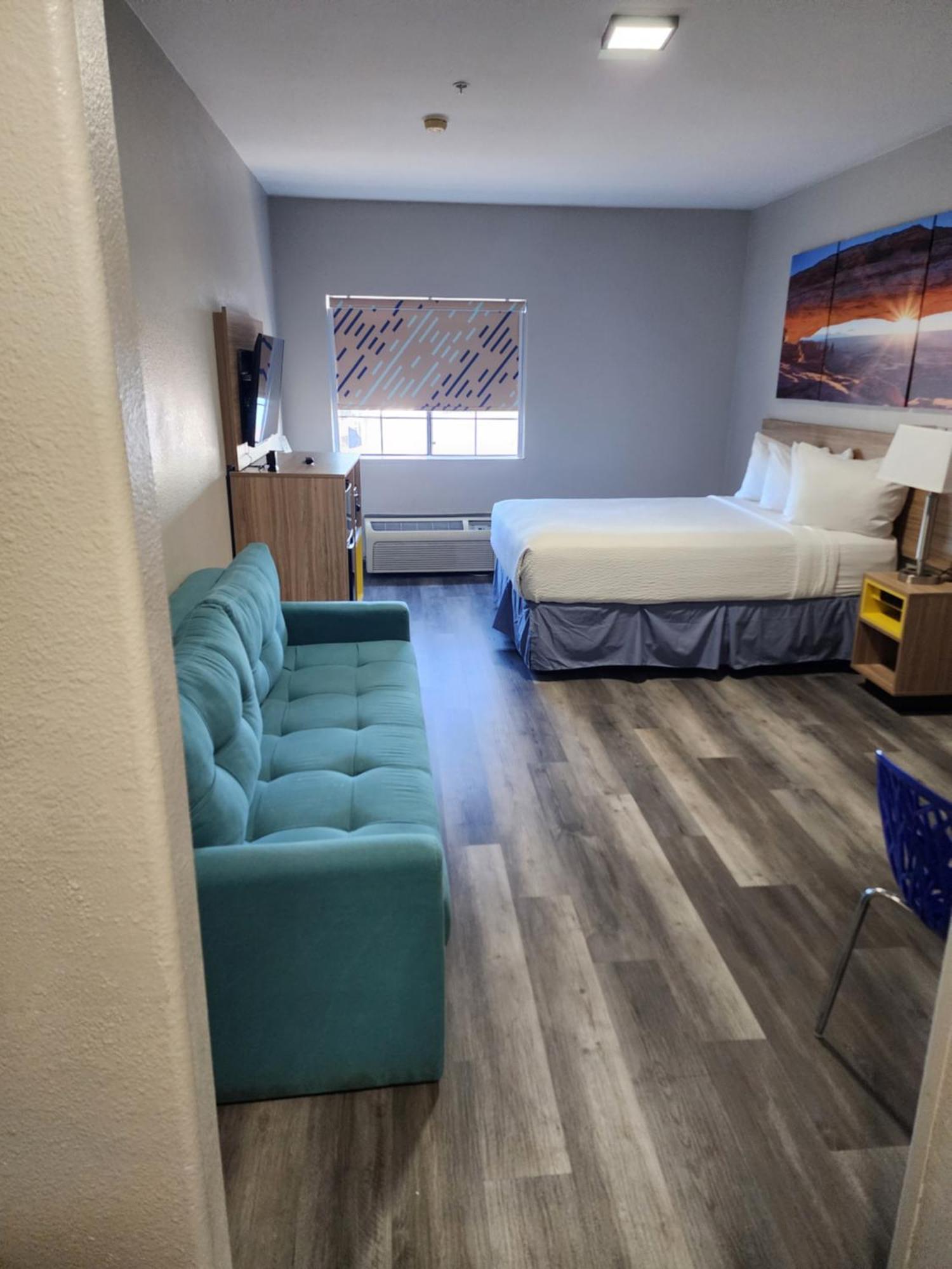 Days Inn & Suites By Wyndham Tucson/Marana Номер фото